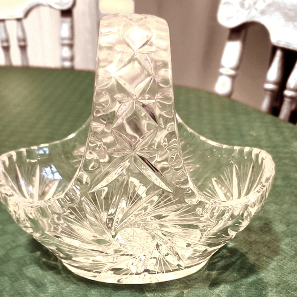Elegant Fine Lead Crystal "Star Of David" Crystal Oval Basket W/handle - Easter
